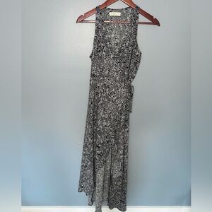 Abercrombie & Fitch Wrap Tie Floral Dress | Size XS